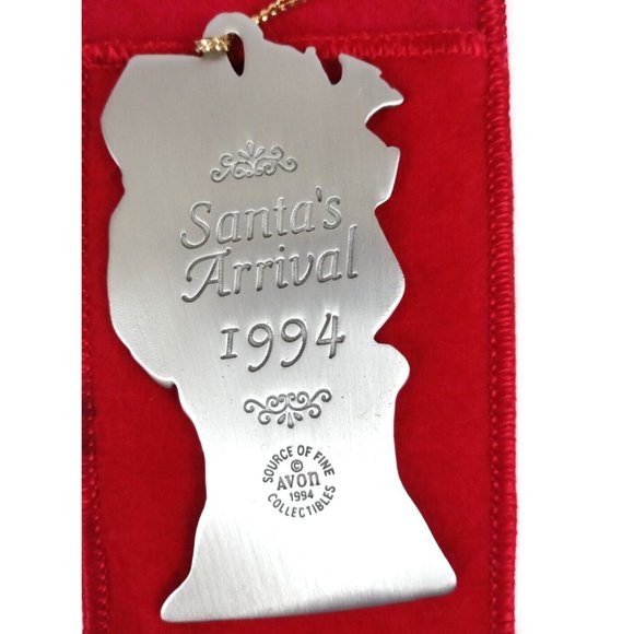 Vintage 1994 Avon Pewter Collectible Santa's Arrival Ornament In Soft Pouch - Picture 4 of 4